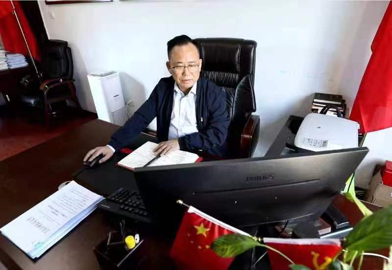 张美林
