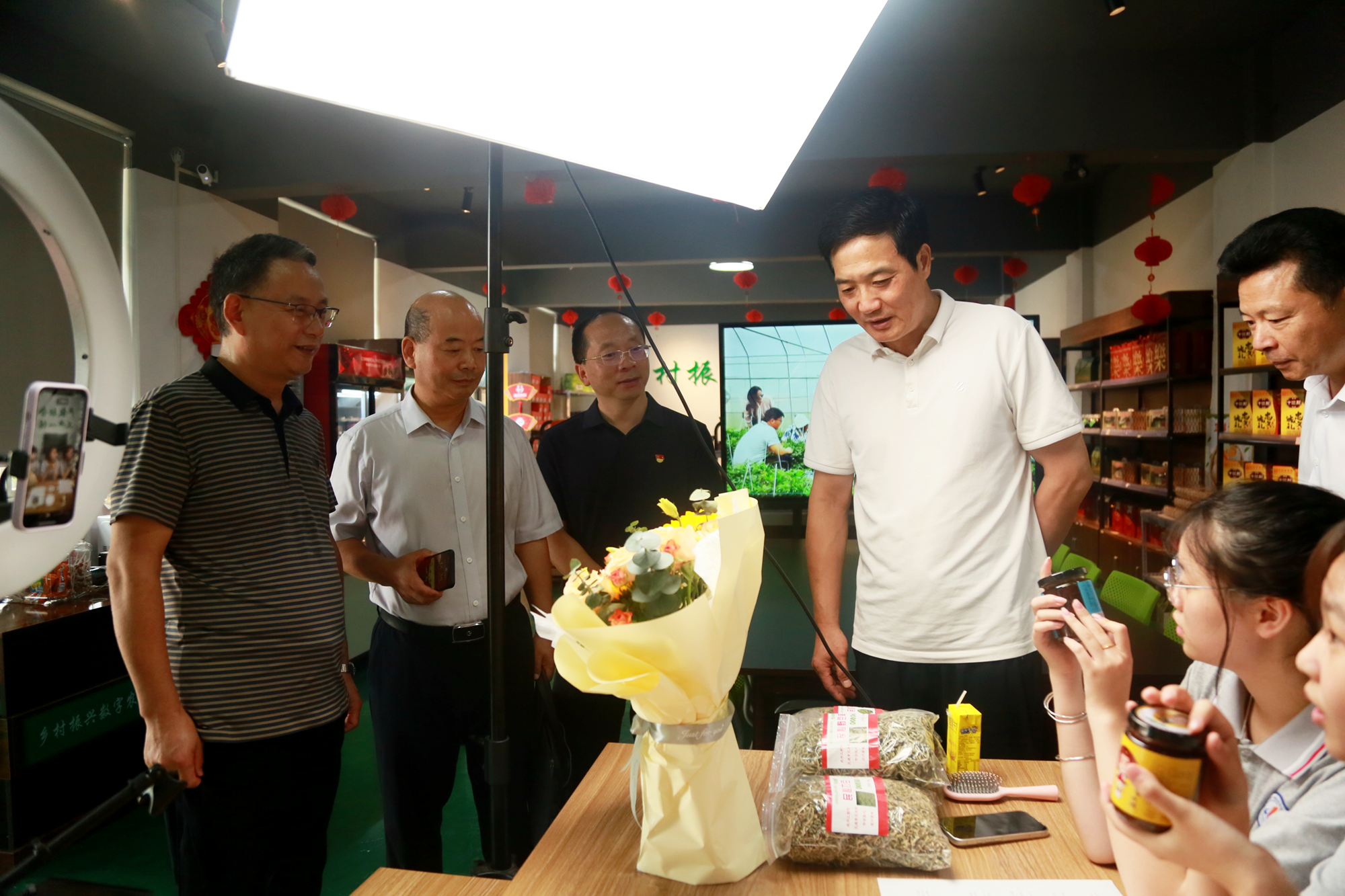 1757990800123217.png 1757990800123217.png